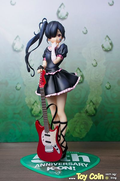 azusa nakano figure